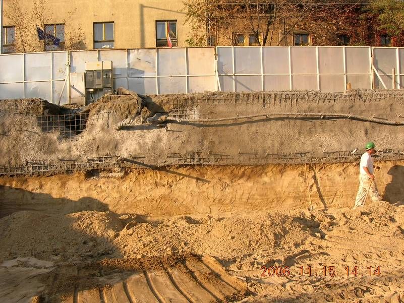 Lőttbetonos fogás és alatta a következő kiemelés